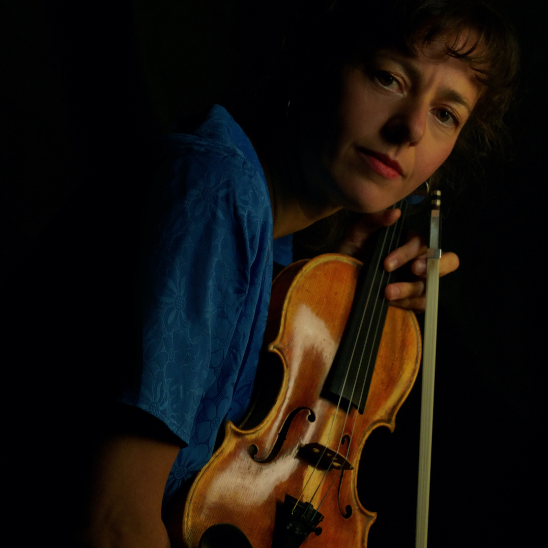 Incense Of Music w/ Fabiana Striffler (solo), Hannes Buder (solo), Fabio Dondero (incense burning)
